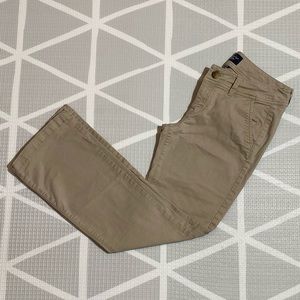 🛍American Eagle Stretch Boot Khakis